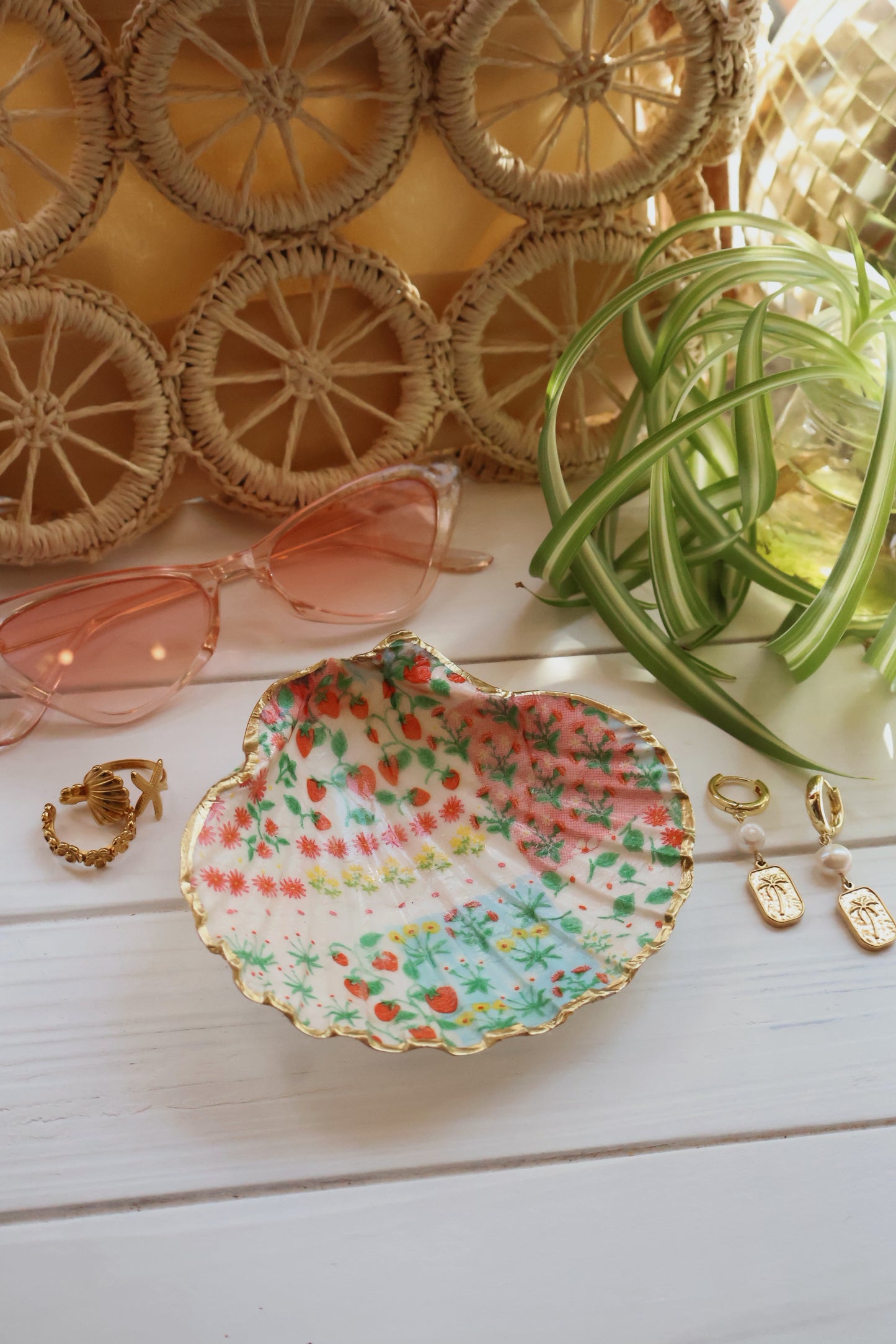 Strawberry Picnic Seashell Jewelry Dish