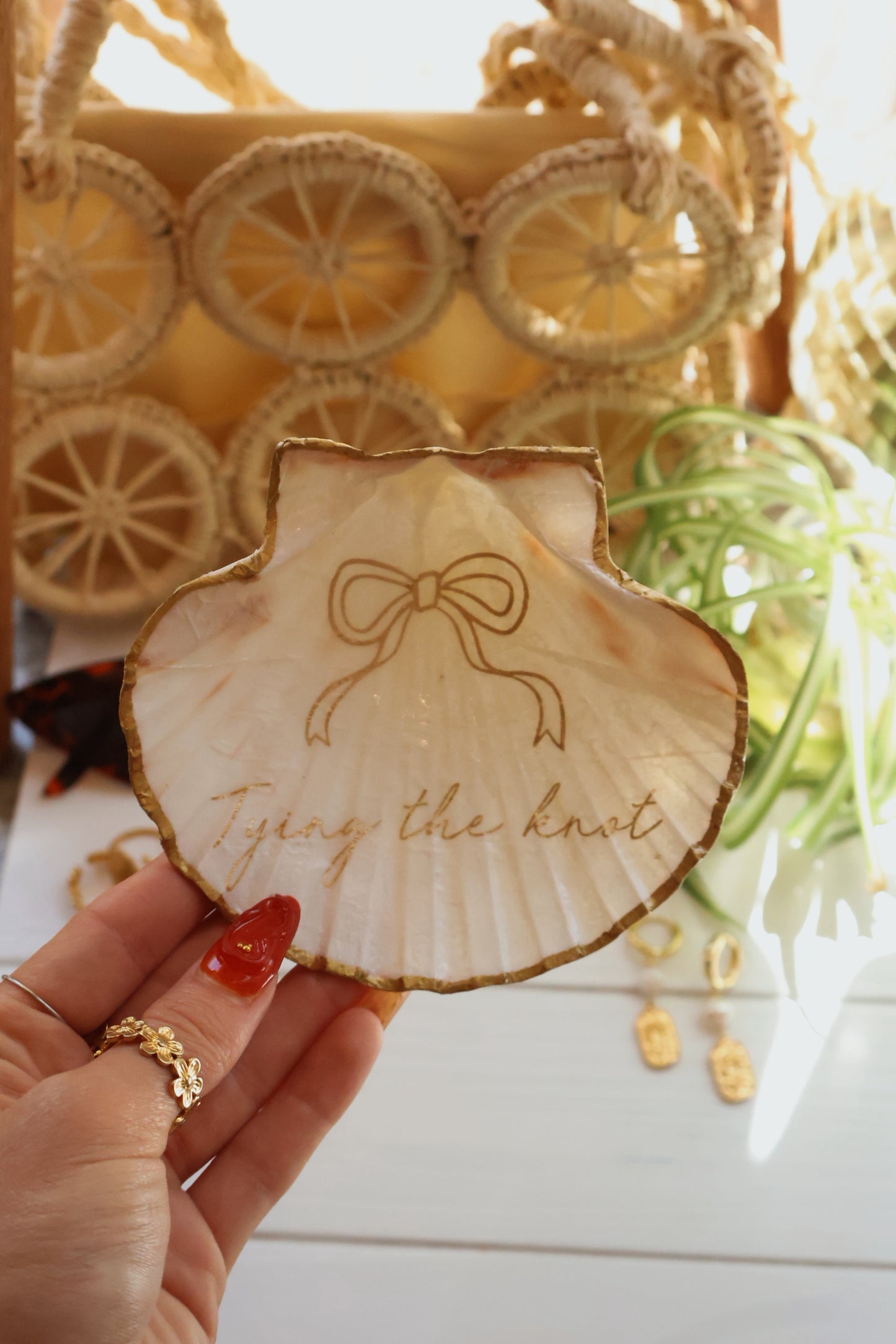 Tying the Knot Seashell Jewelry Dish