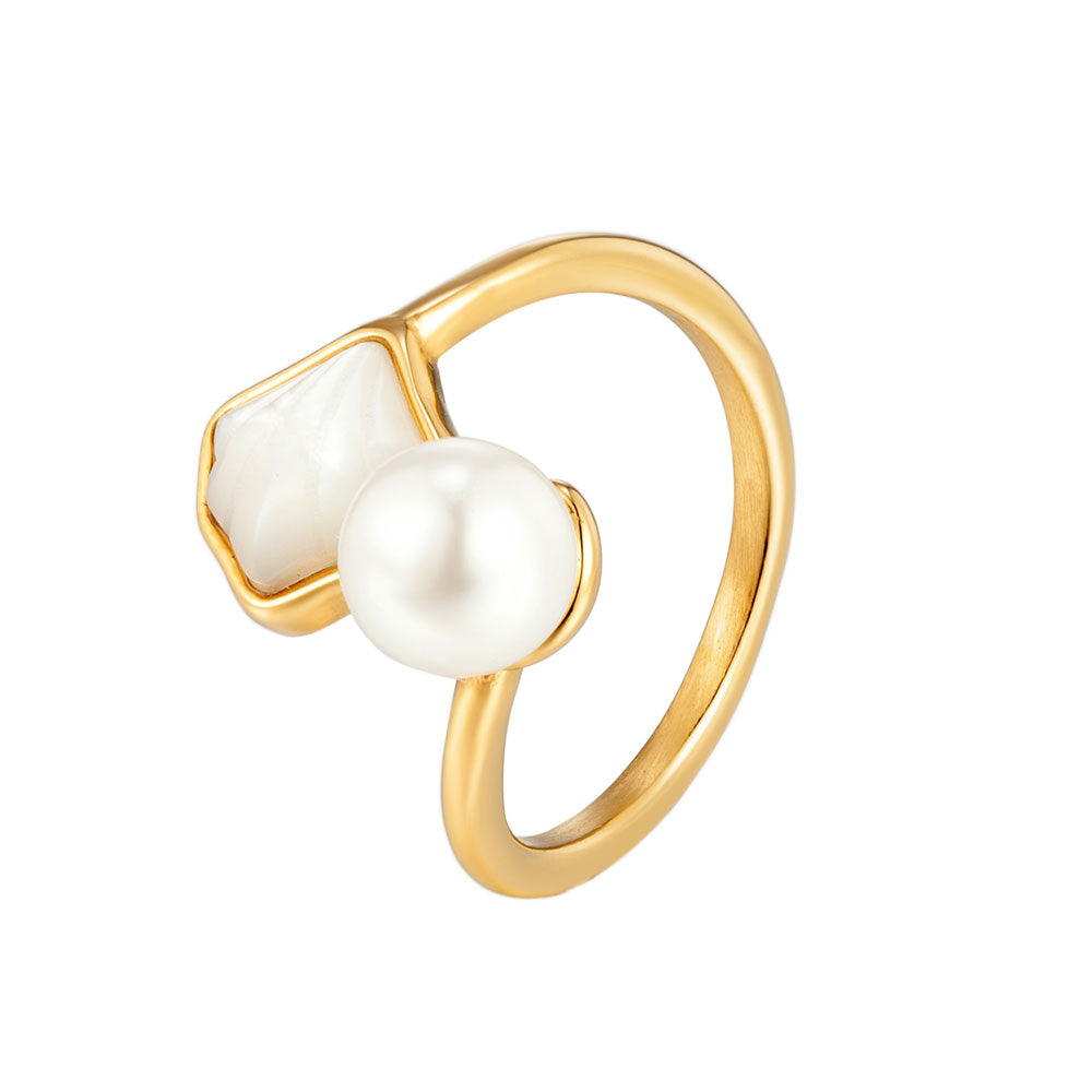 Shell Pearl Ring 18k