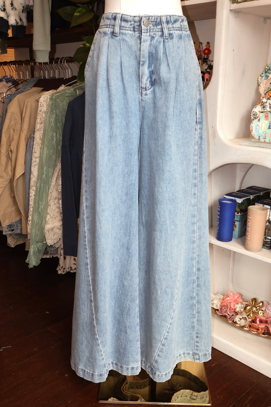 Wide Leg Denim Jeans