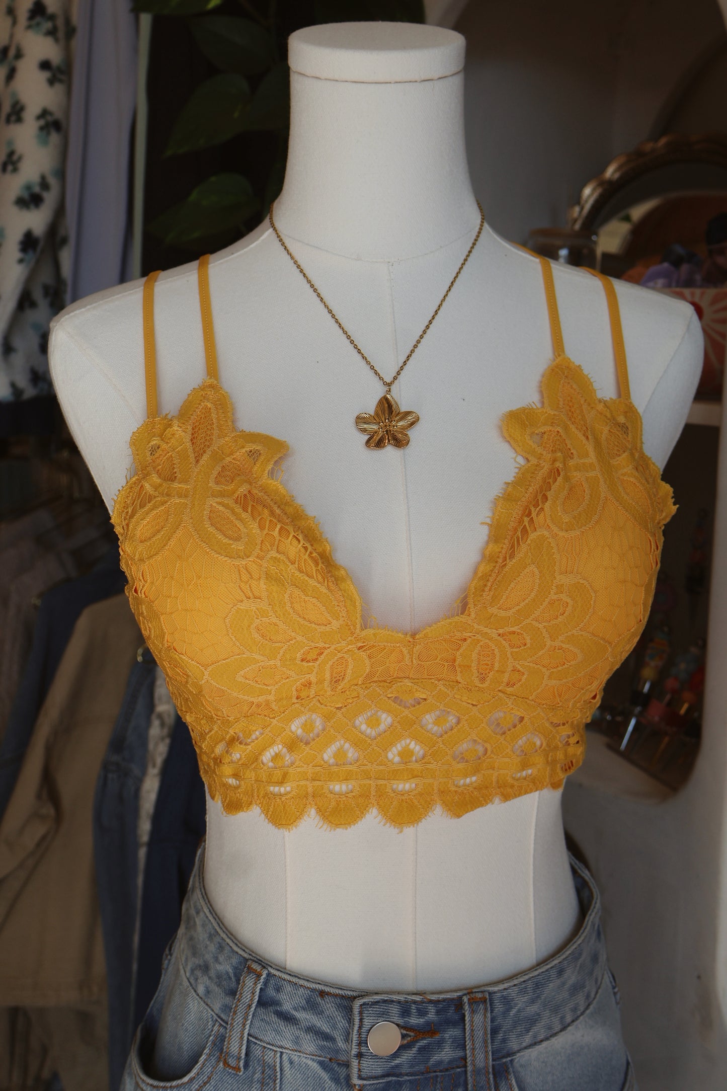 Caroline Bralette