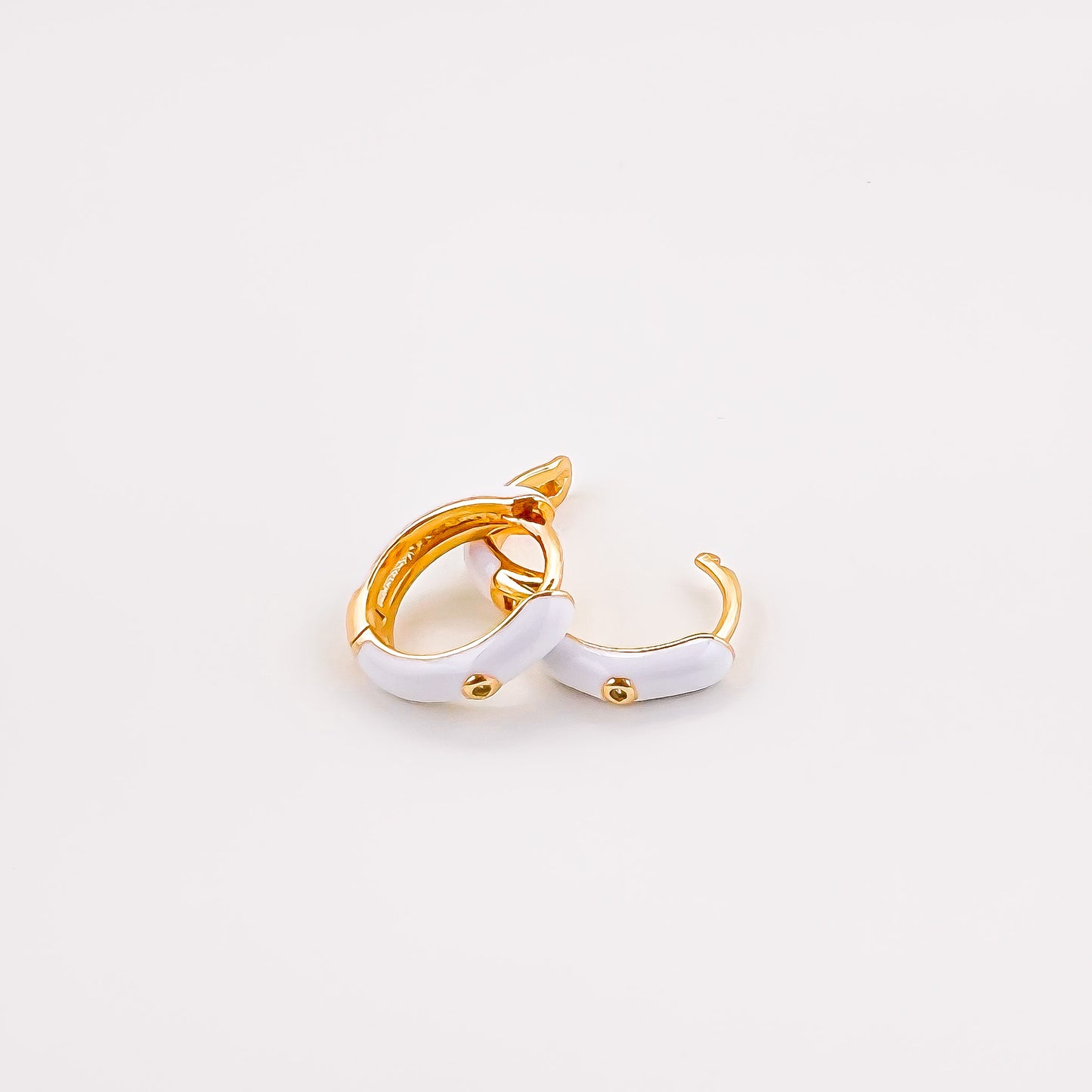 White Huggies | Cubic Zirconia