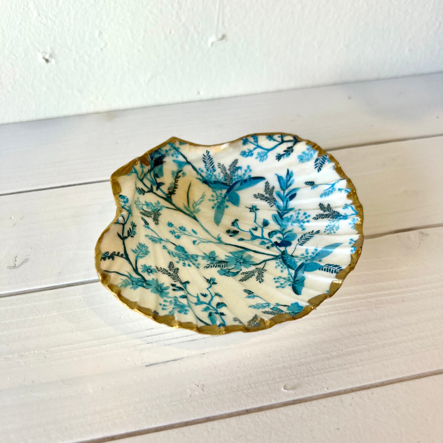 Floral Seashell Jewelry Dish