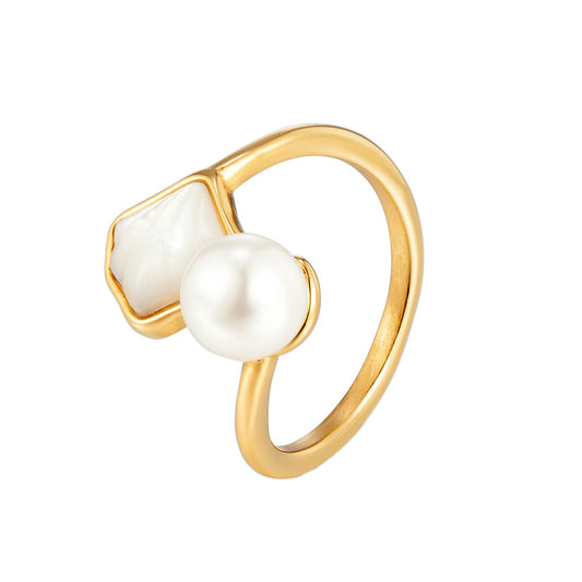 Shell Pearl Ring 18k