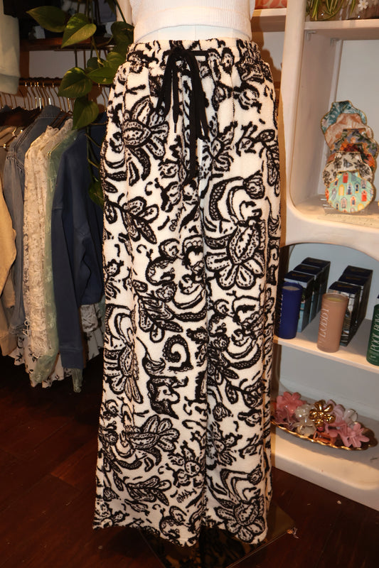 Paisley Fleece Drawstring Pants
