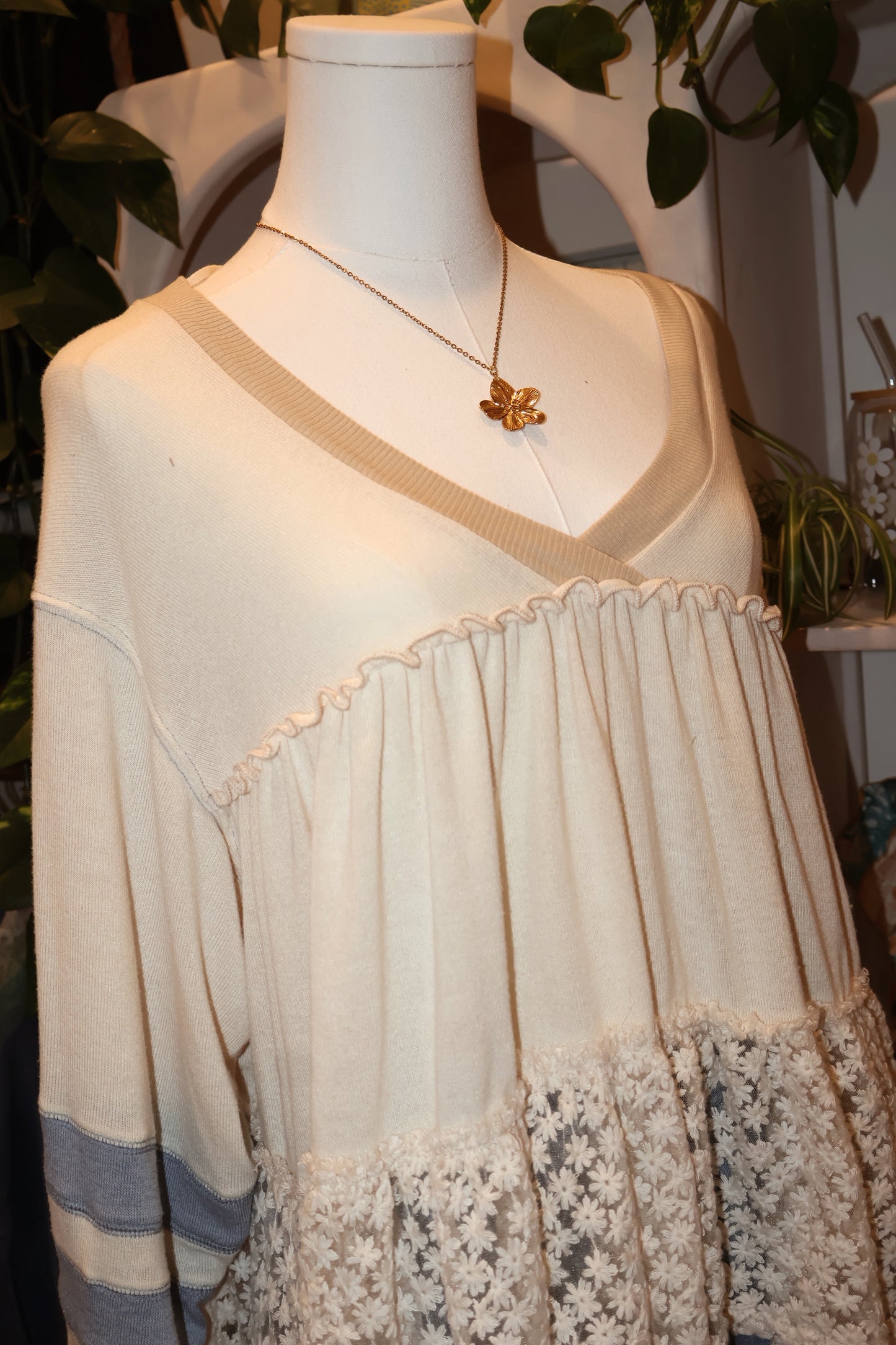 Knit Long Sleeve Baby Doll Ruffle Contrast Top