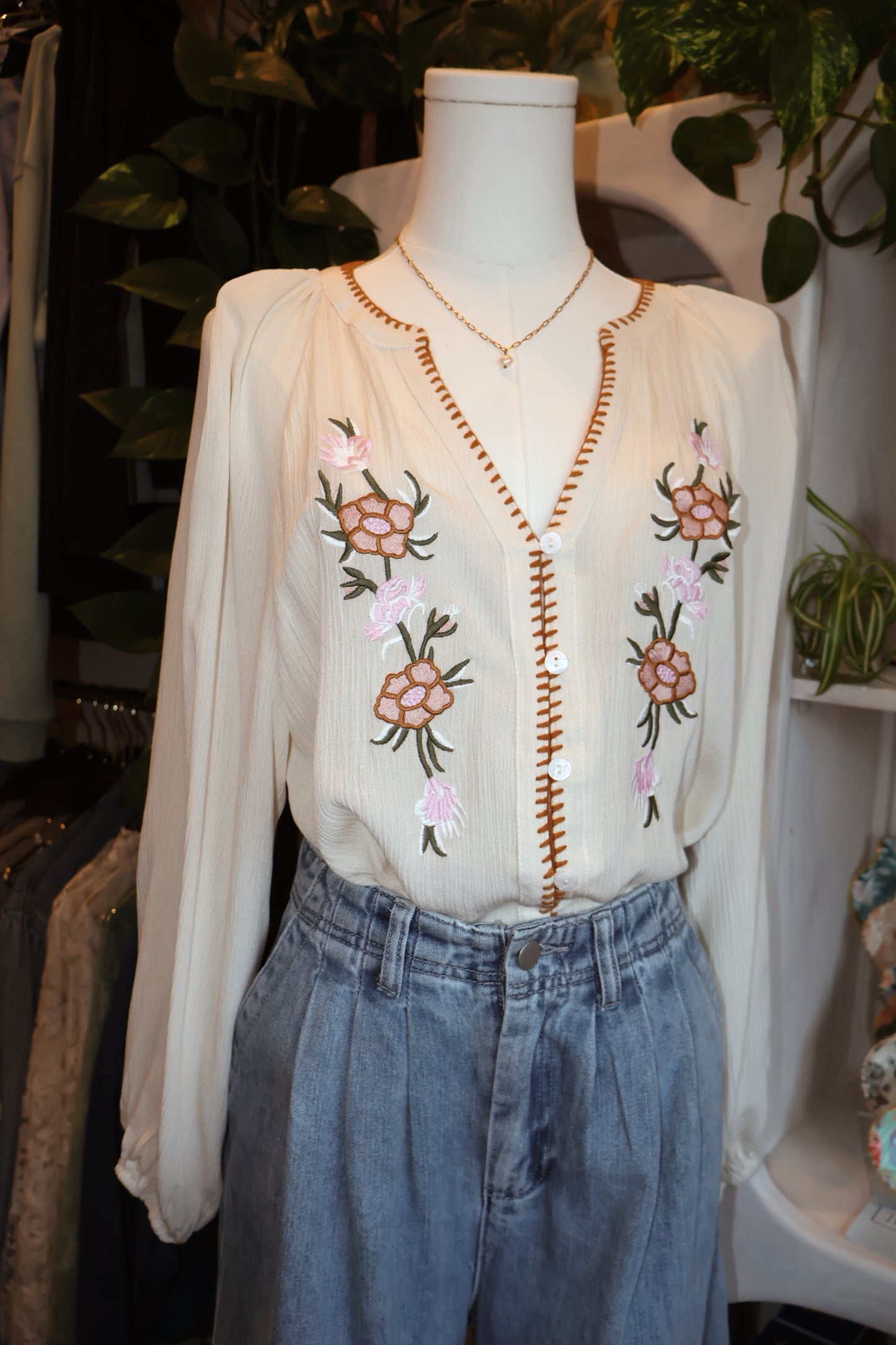 Floral Embroidered Puff Sleeve Blouse