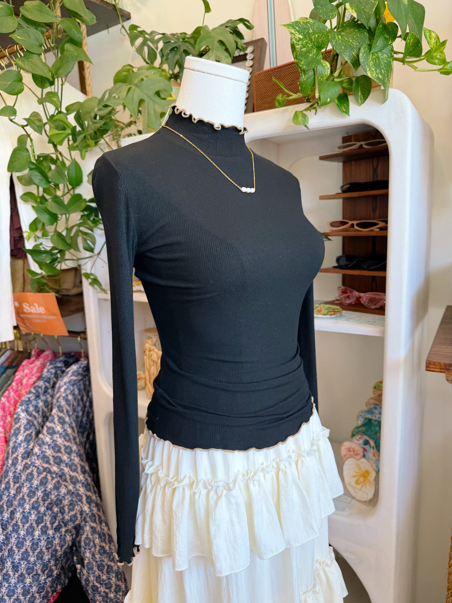 Lettuce Trim Detail Basic Soft Ribbed Top
