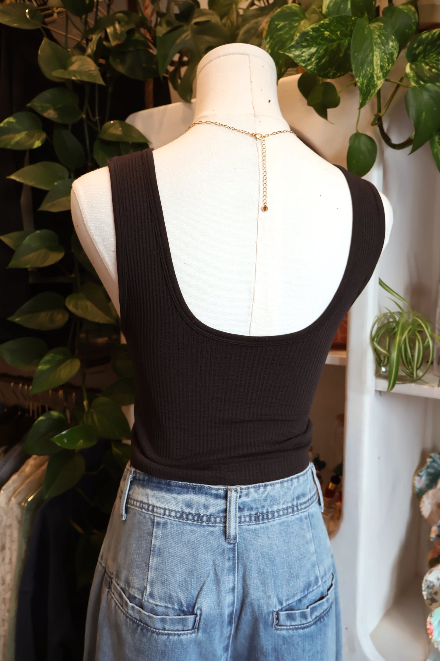 Seamless UV Neck Reversible Tank Top