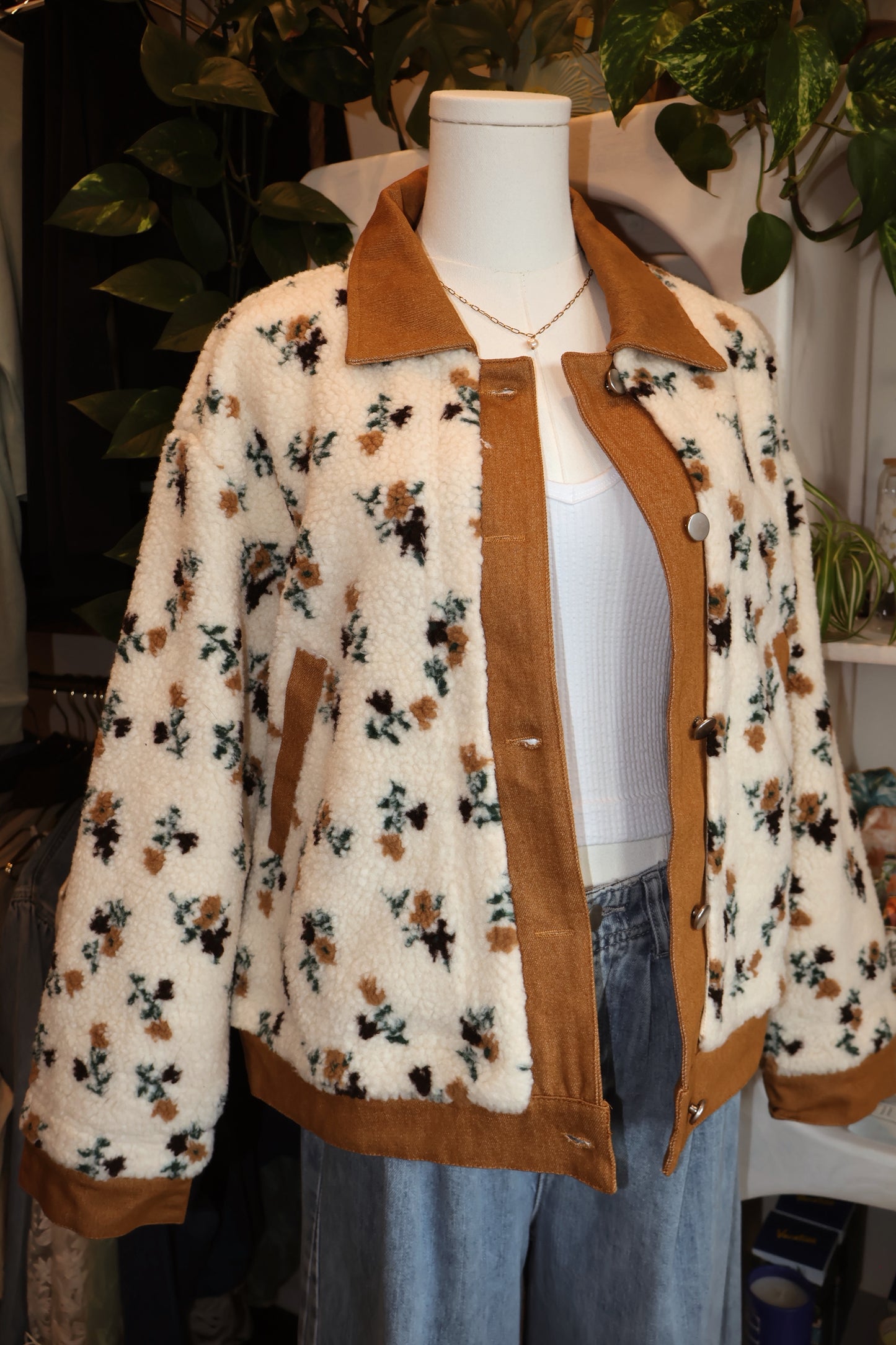 Floral Collared Button-Down Jacket