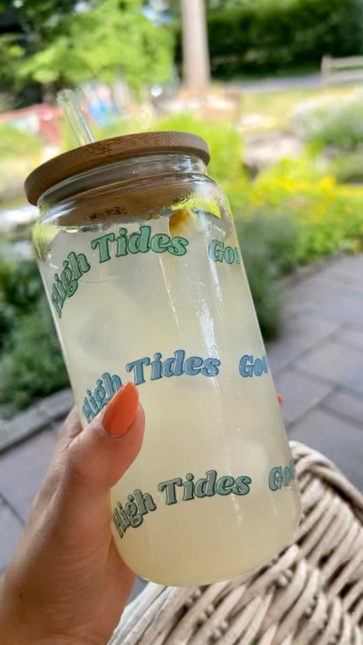 High Tides, Good Vibes - 16 Fl. oz Glass Can